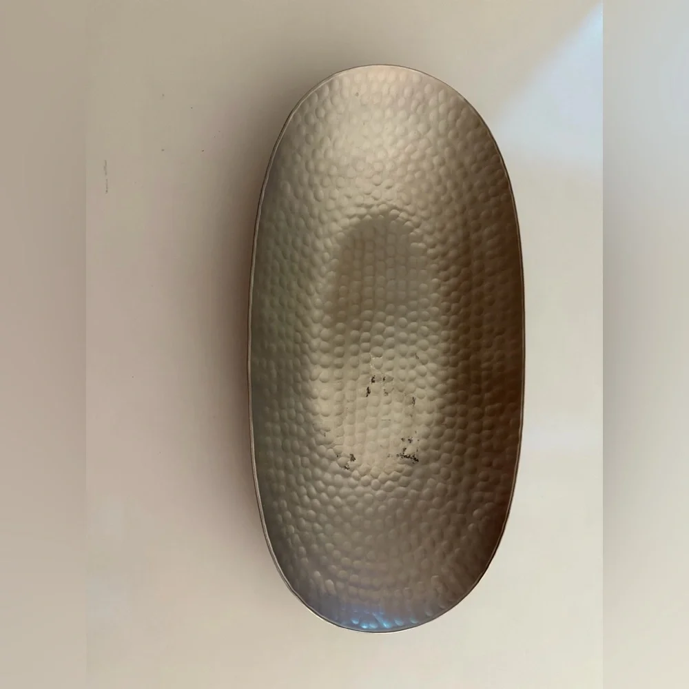 Hammered Oval Metal Tray